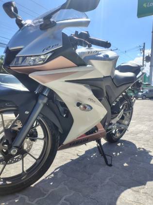 YAMAHA YZF R15 YAMAHA YZF R15